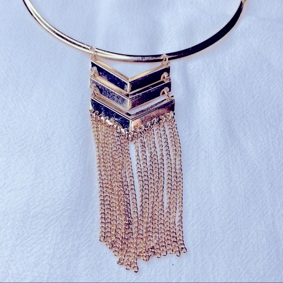 Gold Plated Arrow Tassels Pendant Necklace - Picture 5 of 8